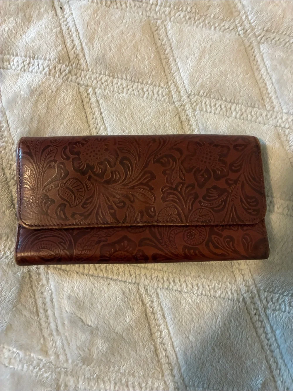 Tooled Leather Floral Fold-Over Card & Key Holder - Brown